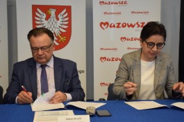 Podpisanie umowy_droga w Skarboszewie_2019 (2)