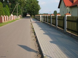 Budowa chodnika w Radzyminku 2007 (2)