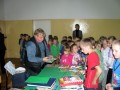 Spotkanie dzieci z pisarzem Drabikiem_Naruszewo_09.10.2013r. (50)