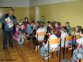 Spotkanie dzieci z pisarzem Drabikiem_Naruszewo_09.10.2013r. (42)